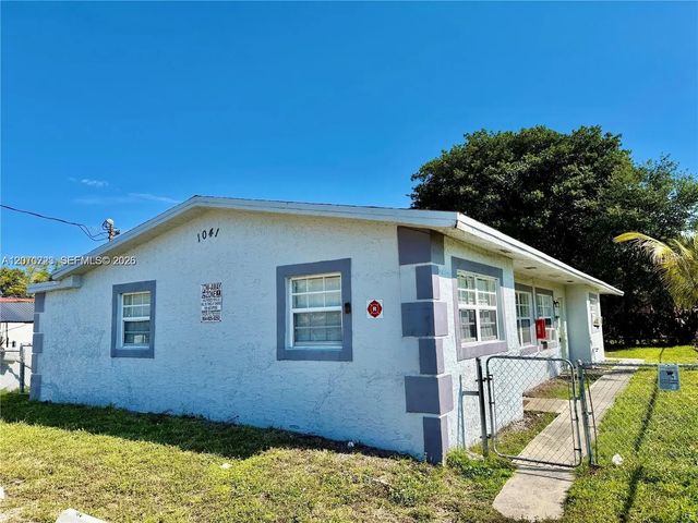 1041 Nw 7th Court, Hallandale Beach