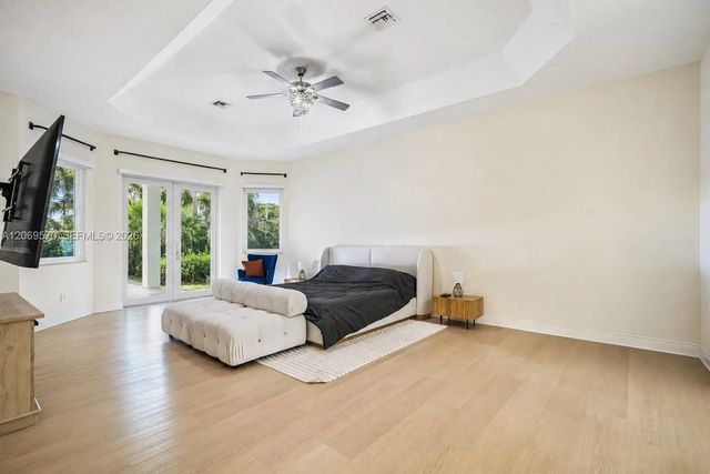 4 of 69 - 10961 Sw 31st, Davie, FL