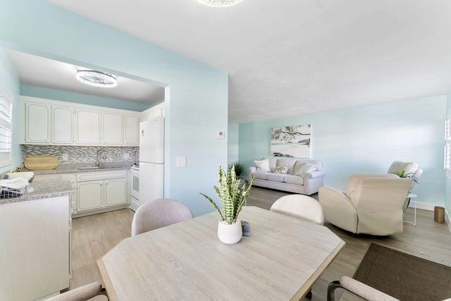 4 of 21 - 3322 Cynthia Lane #102, Lake Worth Beach, FL