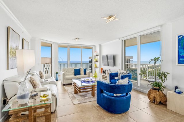 5049 N Highway A1a #1802, Hutchinson Island