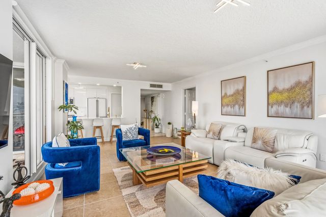 3 of 41 - 5049 N Highway A1a #1802, Hutchinson Island, FL