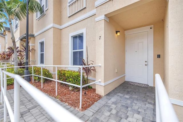 5 of 21 - 2819 Se 1st Drive #7, Homestead, FL