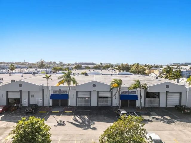 7384 Nw 56th Street #7384, Miami