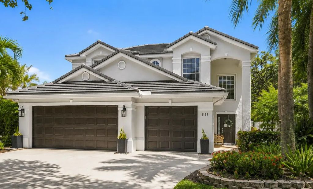1121 Delray Lakes Drive, Delray Beach