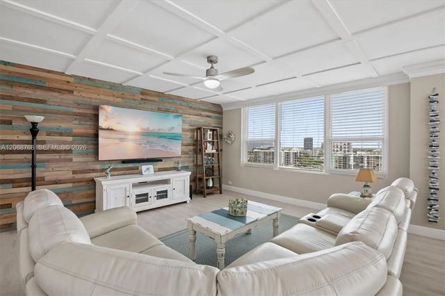 4 of 26 - 3505 S Ocean Drive #1505, Hollywood, FL