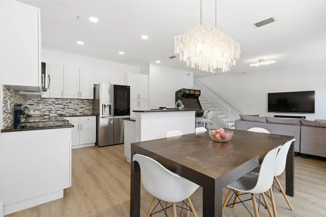 4758 Cypress Street, Coconut Creek
