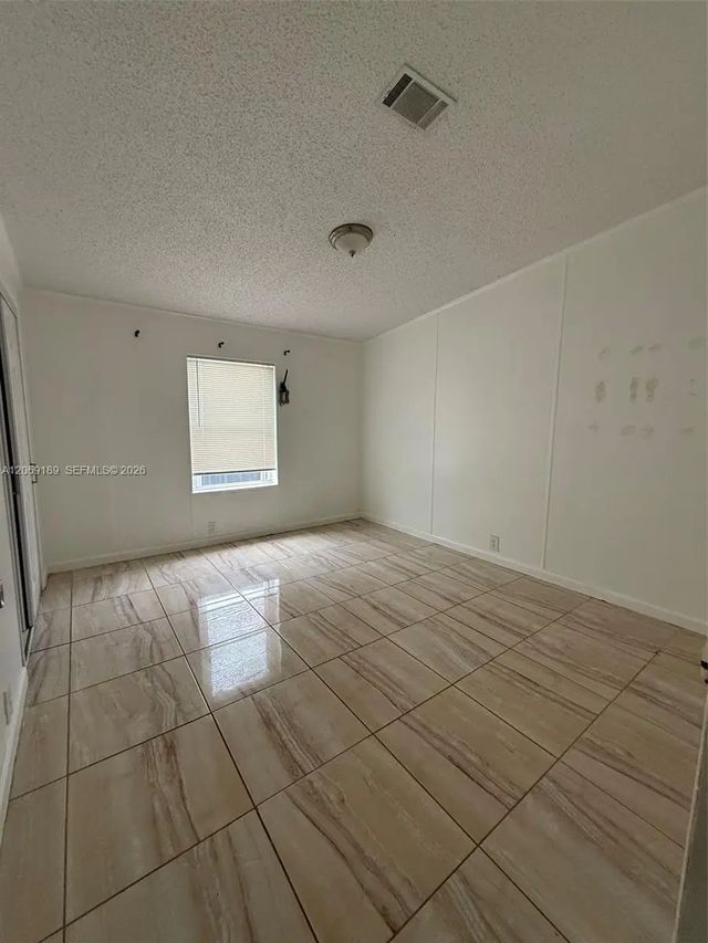 3 of 10 - N/A, Miami, FL