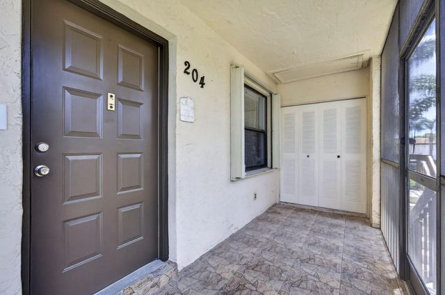 2 of 13 - 7262 Golf Colony Court #204, Lake Worth, FL