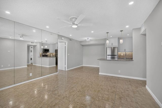 4 of 13 - 7262 Golf Colony Court #204, Lake Worth, FL