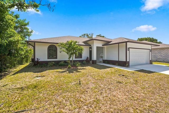 4 of 42 - 2356 30th Avenue Sw, Vero Beach, FL