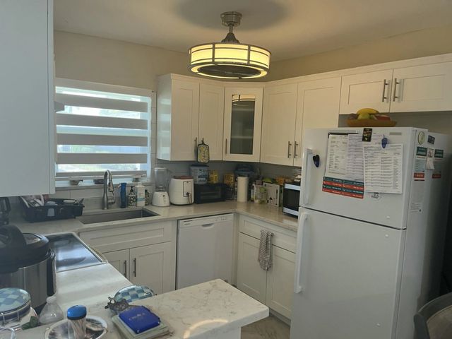 2 of 7 - 2758 Emory Drive E #c, West Palm Beach, FL