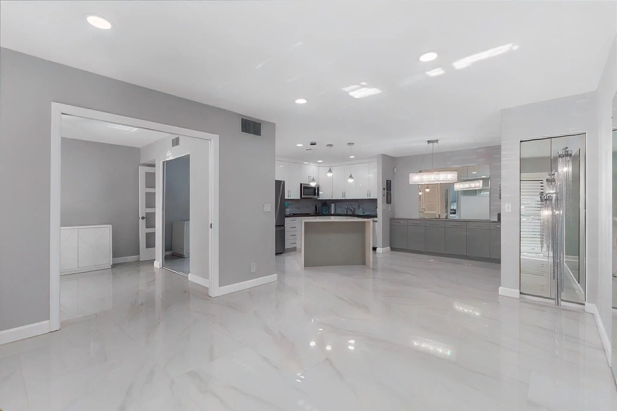 130 Cypress Club Drive #306, Pompano Beach