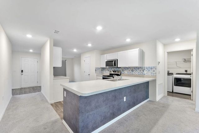 2 of 34 - 619 Sw Hamberland Avenue, Port St. Lucie, FL