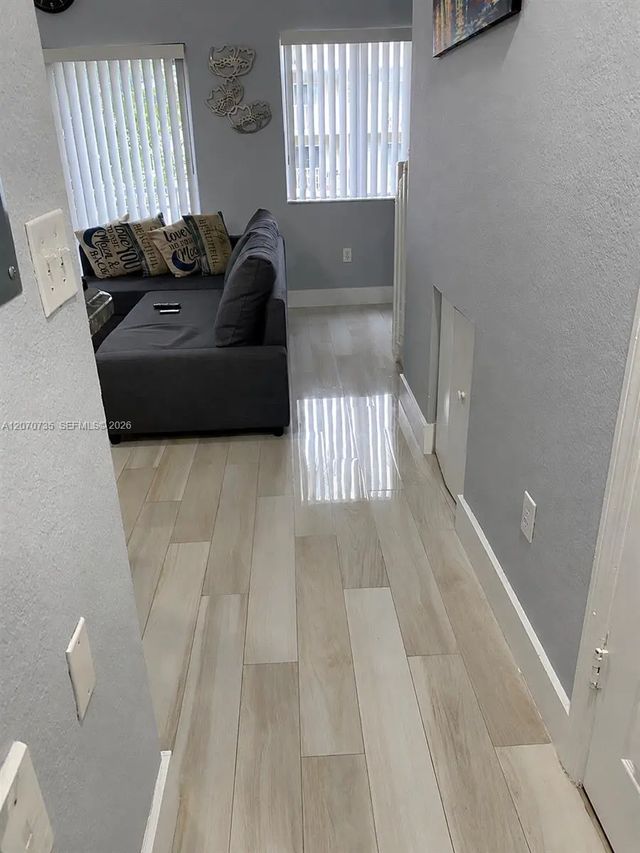 3 of 15 - 7991 Nw 8th Street #110, Miami, FL