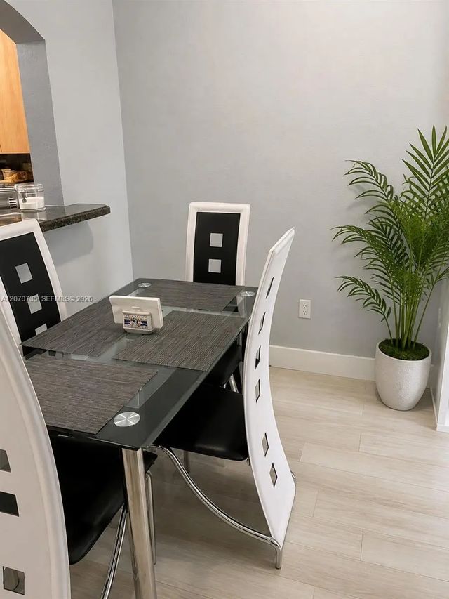 4 of 15 - 7991 Nw 8th Street #110, Miami, FL