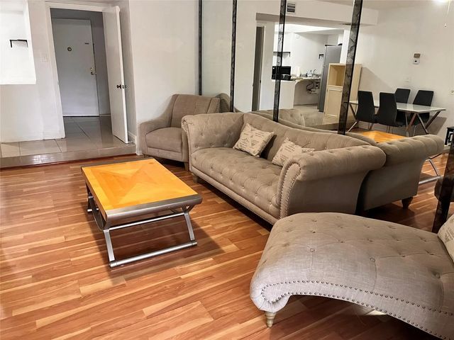 4 of 24 - 3710 Inverrary Drive #3y, Lauderhill, FL