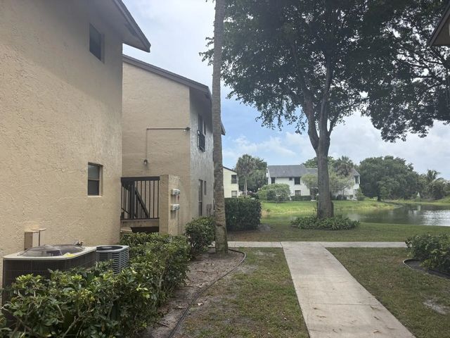2 of 25 - 3751 Cocoplum Circle #3564, Coconut Creek, FL