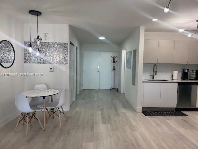 3 of 15 - 19380 Ne 26 Avenue #304, Miami, FL