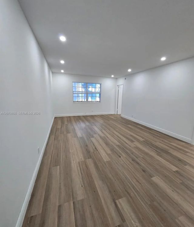 2 of 10 - 2424 Se 17th Causeway #110b, Fort Lauderdale, FL