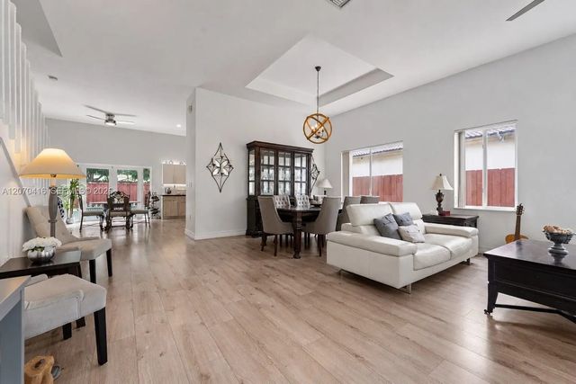 5 of 62 - 2006 Ne 38th Road, Homestead, FL