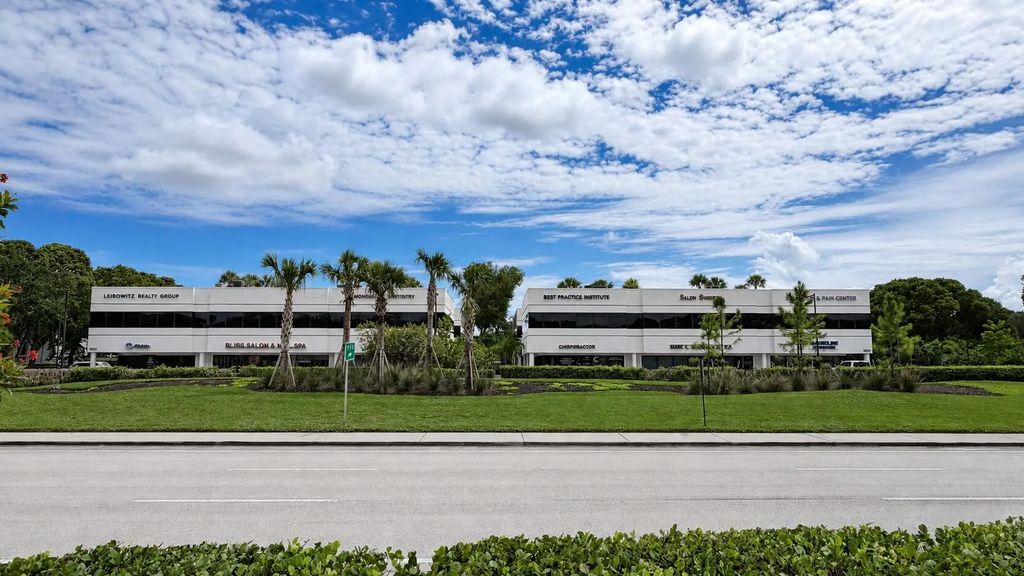 5610 Pga Boulevard #214, Palm Beach Gardens