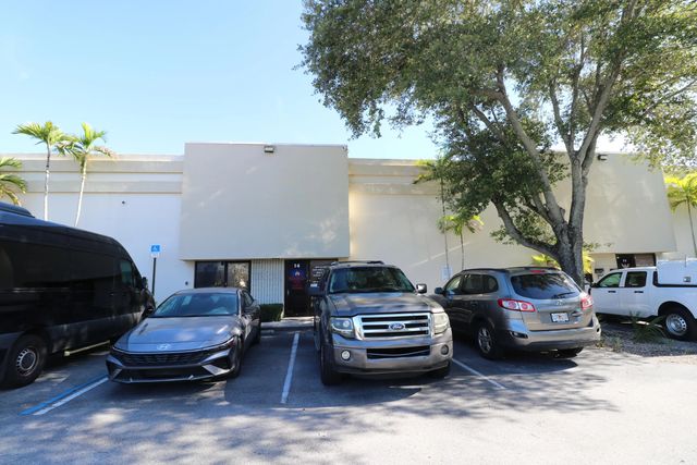 2195 N Andrews Avenue #13, Pompano Beach
