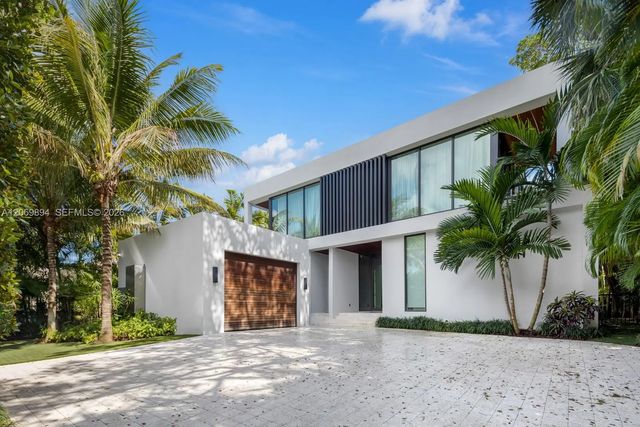 4 of 40 - 6015 N Bay Road, Miami Beach, FL