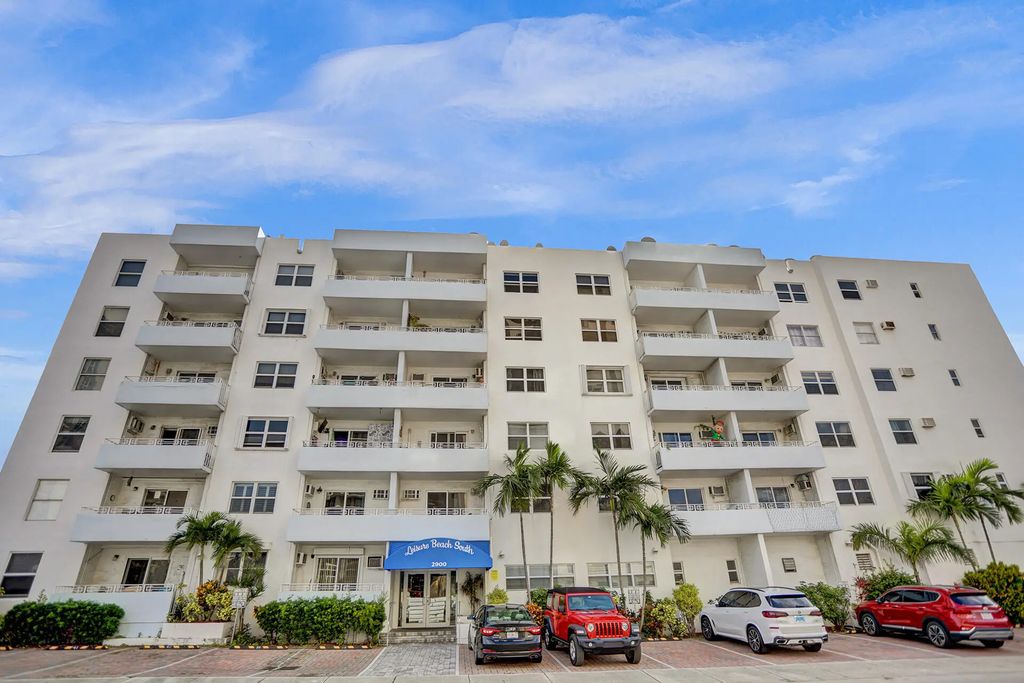 2900 Banyan Street, Fort Lauderdale