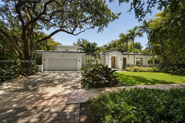 1015 Bayamo Avenue, Coral Gables