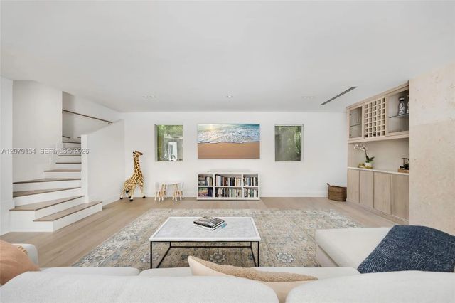 3 of 24 - 1015 Bayamo Avenue, Coral Gables, FL