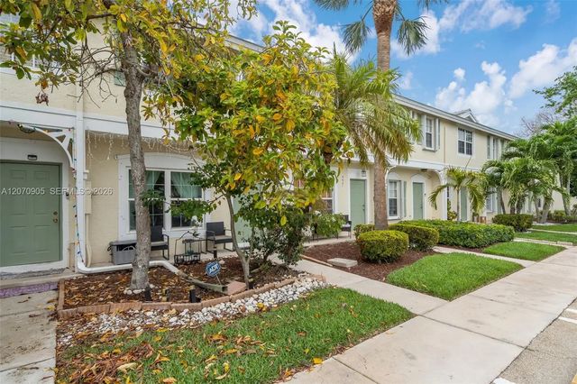 3 of 41 - 9925 Nw 57th Manor, Coral Springs, FL