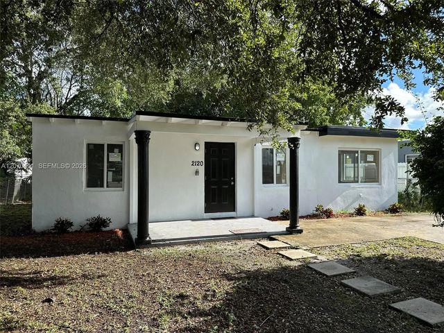 2120 Service Road, Opa-Locka