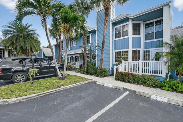 2 of 44 - 717 Ocean Dunes Circle, Jupiter, FL