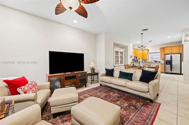 4 of 14 - 1033 Ne 17th Way #1202, Fort Lauderdale, FL