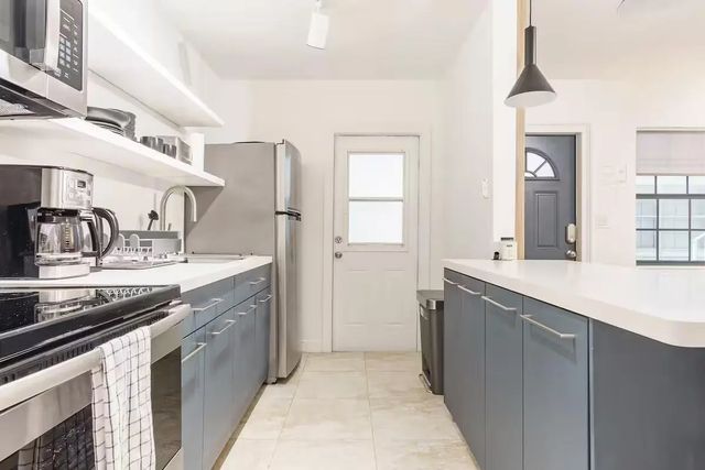 3 of 8 - 2404 Ne 33rd Avenue #4, Fort Lauderdale, FL