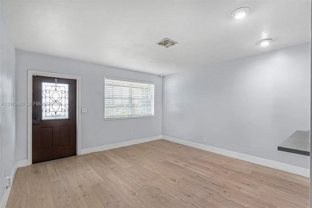 5 of 25 - 5001 Sw 92nd Terrace, Cooper City, FL