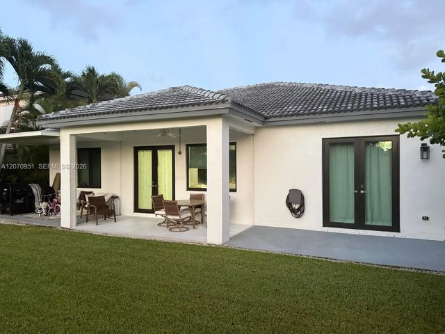 4 of 19 - 1825 Se 20th Road, Homestead, FL