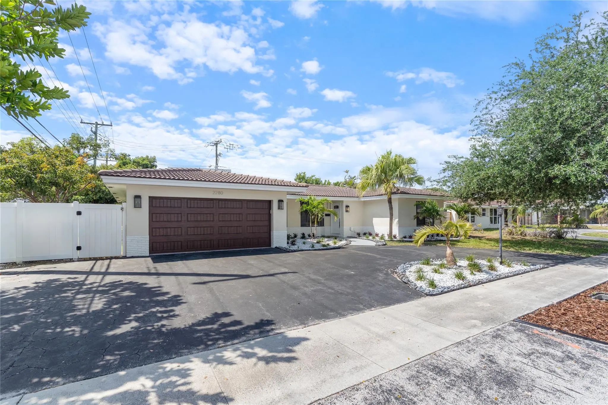 2280 Ne 62nd Street, Fort Lauderdale