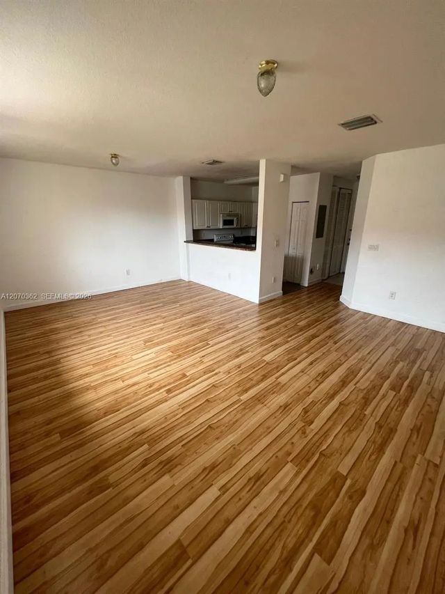 3 of 19 - 1420 Ne 33rd Avenue #201-15, Homestead, FL