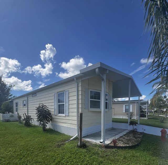 2 of 31 - 3 Ecuador Court  Court, Fort Pierce, FL
