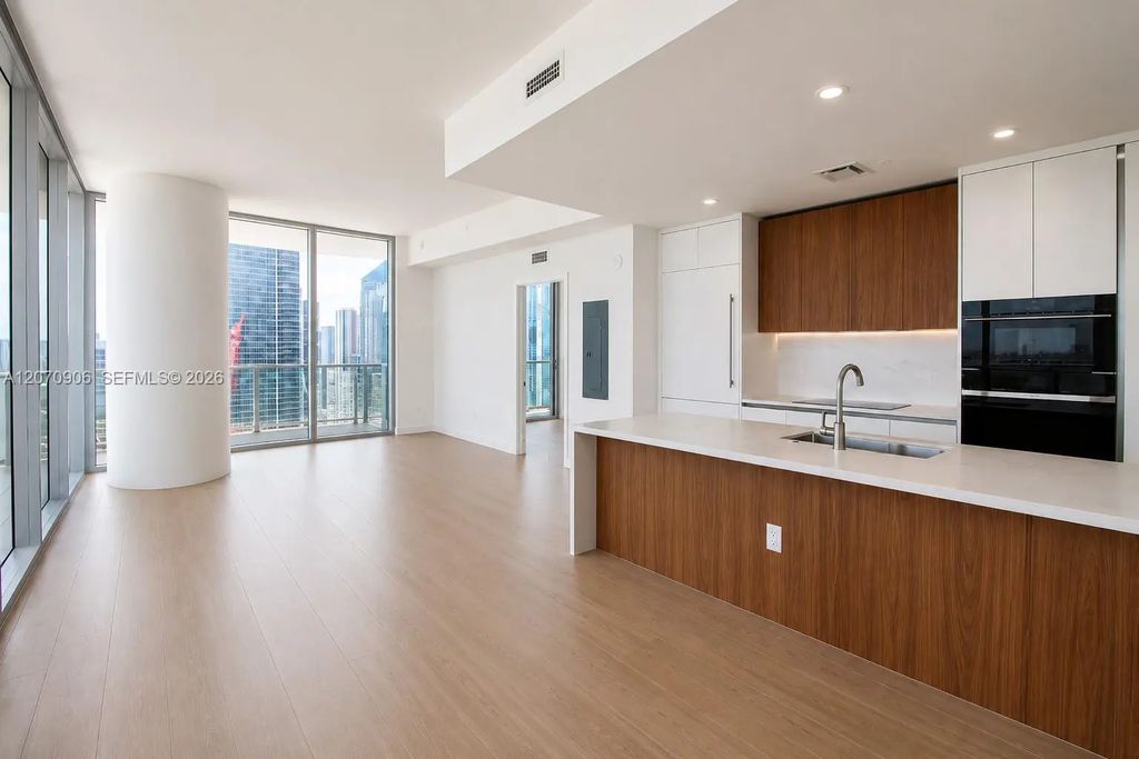 1400 Biscayne Boulevard #3401, Miami