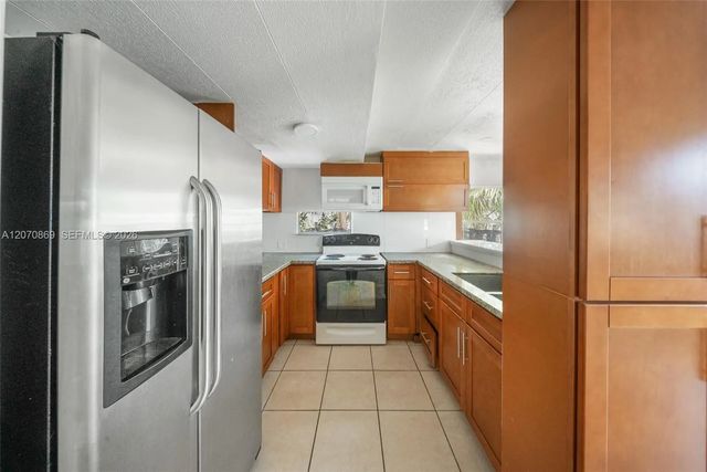 2 of 12 - 451 Se 8th Street #lot 56, Homestead, FL