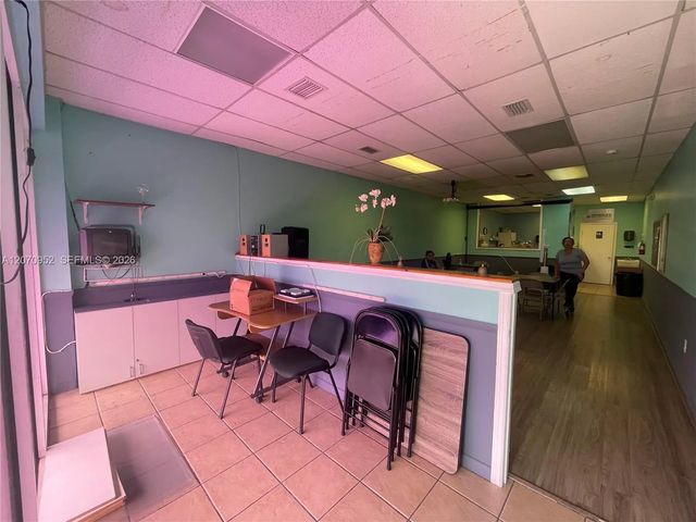 5 of 14 - 4232 W 16th Avenue, Hialeah, FL