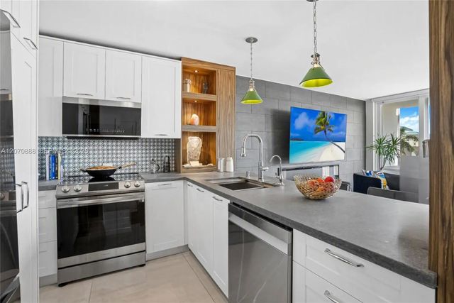 3 of 14 - 2881 Ne 33rd Court #5g, Fort Lauderdale, FL