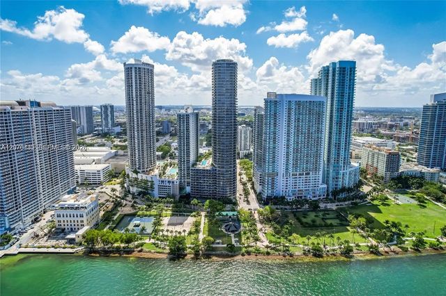 1750 N Bayshore Drive #2202, Miami