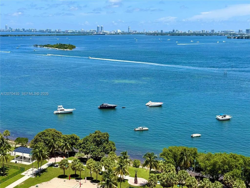 1750 N Bayshore Drive #2202, Miami