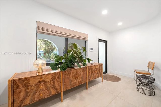 2 of 20 - 638 Ne 141st Street, North Miami, FL