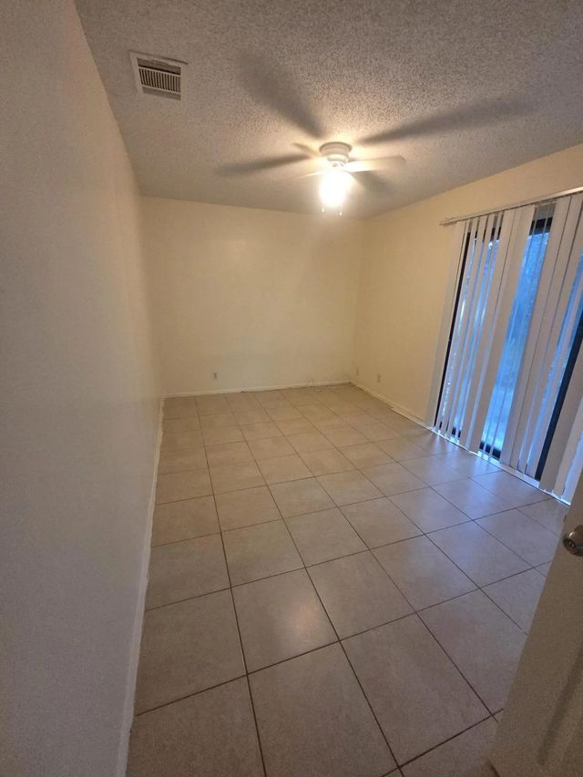 5 of 9 - 1917 Se Burgundy Lane, Port St. Lucie, FL