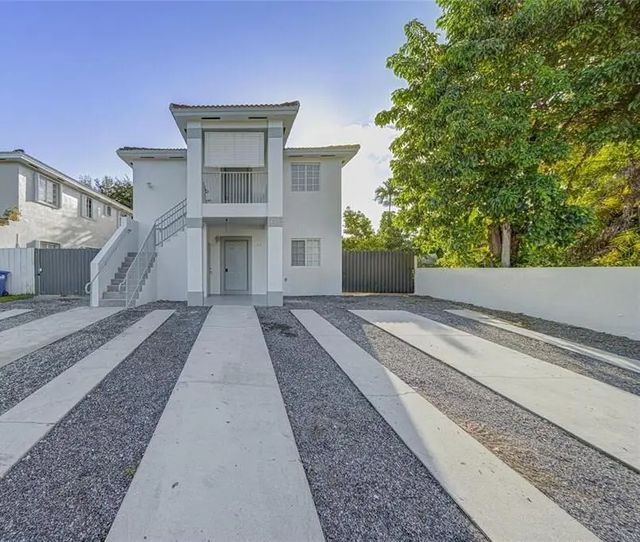 221 Sw 78th Place #221/231, Miami