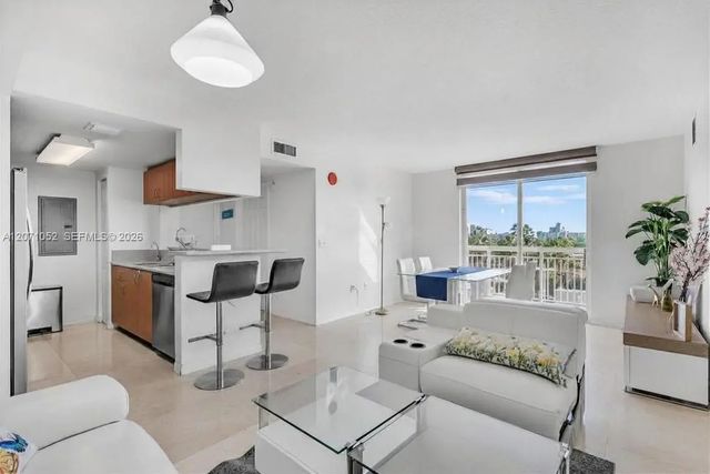 816 Nw 11th Street #607, Miami